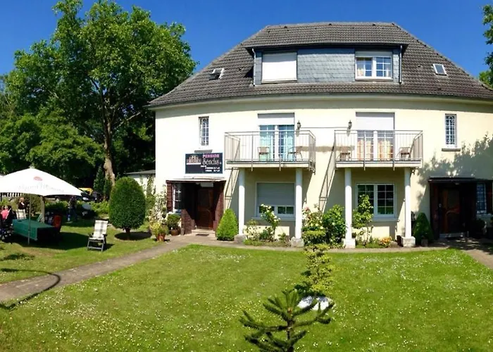 招待所 Pension-sendis