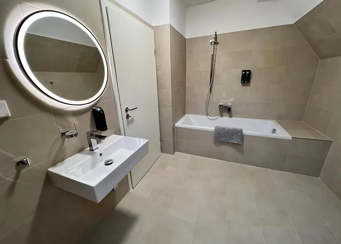 招待所 Pension-sendis