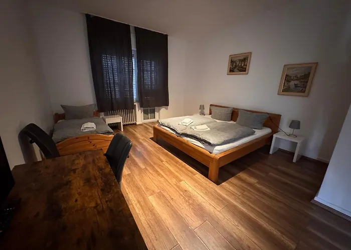 招待所 Pension-sendis